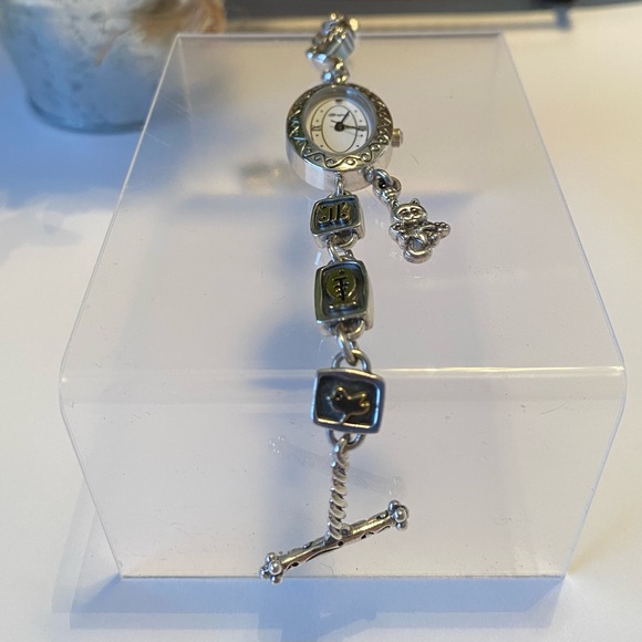 🐈⬛Brighton Silver ‘Pedigree Cat’ Watch - Picture 7 of 12